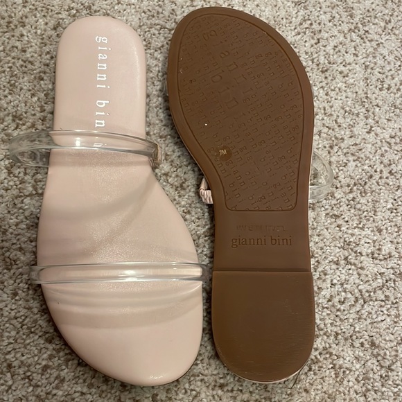 Gianni Bini clear strap flats, never worn - Picture 3 of 3